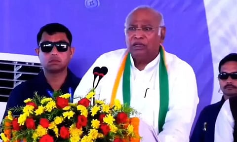 ‘மகளிர் இட ஒதுக்கீடு மசோதாவைக் கொன்றதே மோடிதான்’ - கார்கே