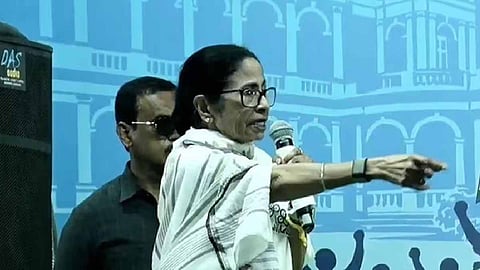 மேற்கு வங்கத்தில் பாஜக ஆட்சி அமைப்பதை யாரும் விரும்பவில்லை: மம்தா பானர்ஜி