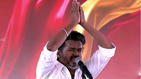 புதுச்சேரியை போல தமிழகத்தில் வாக்குப்பதிவு நடக்குதா இல்லையா என பாருங்கள்: த.வெ.க. தலைவர் விஜய்