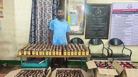 தமிழகத்துக்கு மது கடத்தல், பதுக்கிய புதுச்சேரியை சேர்ந்த 7 பேர் கைது