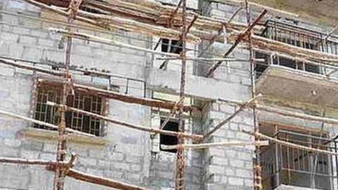 மேற்குவங்க தேர்தல்: புதுவையில் கட்டுமான பணிகள் பாதிப்பு