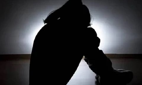 செய்யாறு அருகே காஞ்சிபுரம் சிறுமி பாலியல் வன்கொடுமை- மகளிர் ஆணையம் விசாரணை