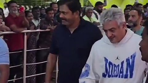 TN Assembly Election| ஜனநாயக கடைமையை நிறைவேற்ற சென்னை திரும்பிய அஜித்