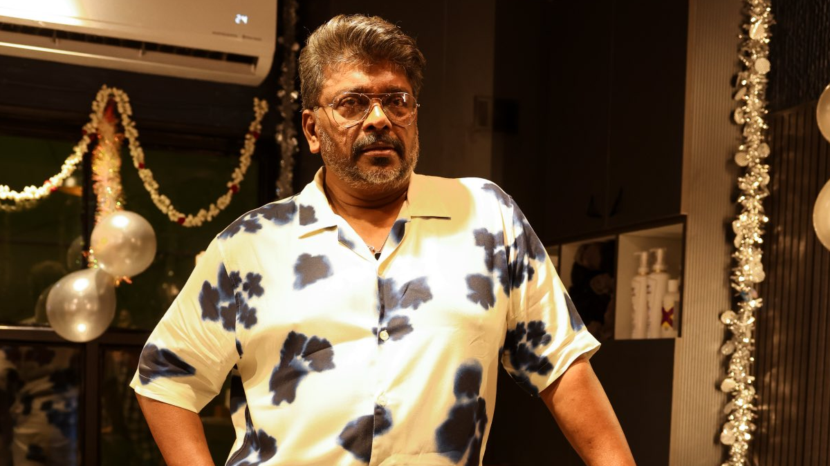 Parthiban | கையில் வழங்கப்பட்ட சான்றிதழ்... நினைத்ததை செய்துமுடித்த பார்த்திபன்..!