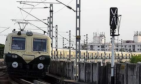 வேளச்சேரி-பரங்கிமலை மின்சார ரெயில் சேவைக்கு அமோக வரவேற்பு