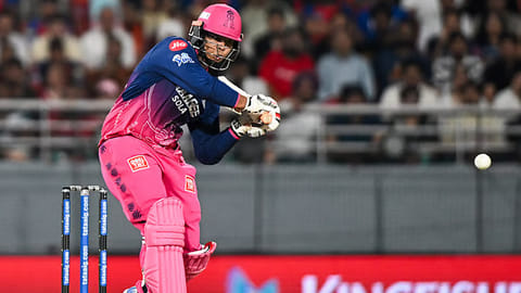 IPL 2026 | குறைந்த பந்துகளில் 400 ரன்கள்: வைபவ் சூர்யவன்ஷி சாதனை