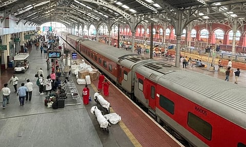 மங்களூரு- சென்னை சென்டிரல் ரெயில் சேவையில் மாற்றம்