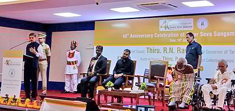 அமர்சேவா சங்க விழாவில் கவர்னர் ஆர்.என்.ரவி பேசிய காட்சி