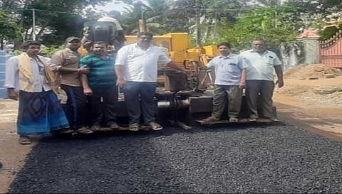 வேர்கிளம்பி பேரூராட்சியில் சாலை சீரமைப்பு பணி