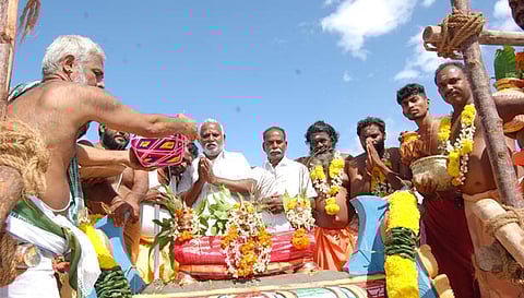 கும்பாபிஷேகம் நடைபெற்றபோது எடுத்தபடம்.