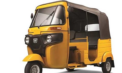 அரசுக்கு குழு பரிந்துரைத்த குறைந்த பட்சம் ரூ.40 கட்டணத்தை ஏற்க ஆட்டோ டிரைவர்கள் மறுப்பு