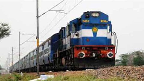 முன்பதிவு இல்லாத ரெயிலுக்கு செல்போன் மூலம் டிக்கெட்