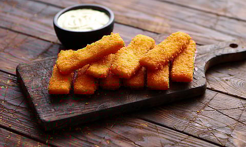 வீட்டிலேயே செய்யலாம் ஹோட்டல் ஸ்டைல் பிஷ் ஃபிங்கர்ஸ்