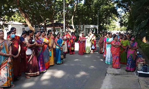 சத்தியமங்கலத்தில் இன்று விடைத்தாள் திருத்தும் ஆசிரியர்கள் ஆர்ப்பாட்டம்