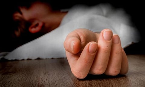 எலி பிடிக்க சென்ற வாலிபர் கால்வாயில் தவறி விழுந்து பலி