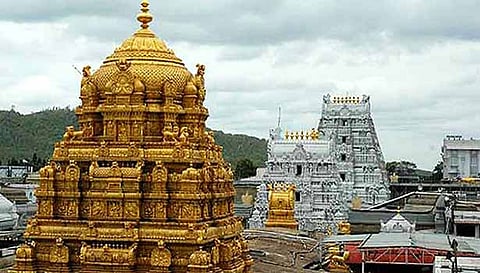 திருப்பதியில் பக்தர்கள் கூட்டம் குறையவில்லை- 36 மணி நேரம் காத்திருந்து தரிசனம்