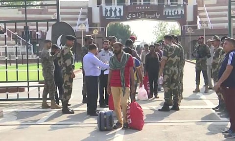 அட்டாரி எல்லை வந்தடைந்த மீனவர்கள்