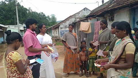 காசநோய் கண்டறியும் முகாமில் பங்கேற்ற காசநோய் குழுவினர்.