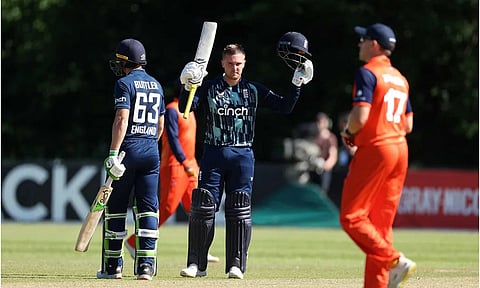 சதமடித்த ஜேசன் ராய்