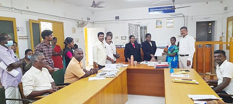 மக்கள் நீதிமன்றத்தில் 90 வழக்குகளுக்கு சமரச தீர்வு