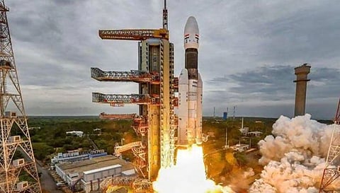 பிஎஸ்எல்வி சி-53 ராக்கெட் நாளை விண்ணில் பாய்கிறது