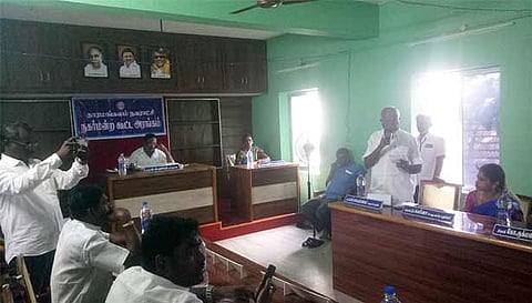 கூட்டத்தில் கலந்து கொண்டவர்கள்.