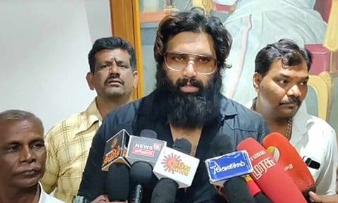 ஓ.பன்னீர்செல்வத்துக்கே ஆதரவு... பதவி போனாலும் கவலையில்லை: எம்ஜிஆரின் பேரன் ராமச்சந்திரன் பேட்டி