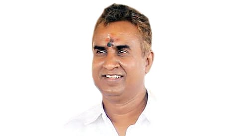 கொரோனா பரவலை கட்டுப்படுத்த நடவடிக்கை எடுக்க வேண்டும்- முன்னாள் அமைச்சர் எஸ்.பி.வேலுமணி அறிக்கை