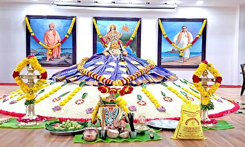 சுவாமி விவேகானந்தர் நினைவு தினத்தையொட்டி அன்ன பூஜை
