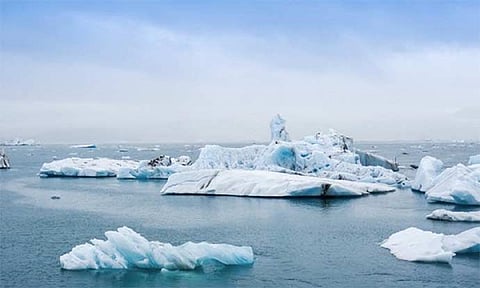 ஆல்ப்ஸ் மலையில் பனிப்பாறைகள் சரிந்து 6 பேர் பலி