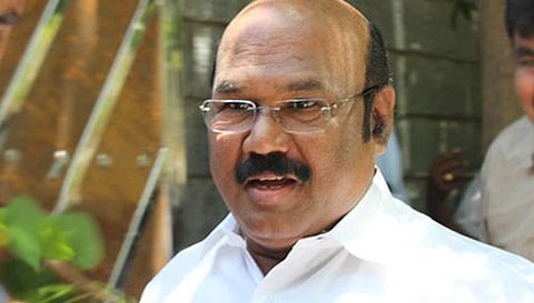 ஆறுமுகசாமி ஆணையத்திடம் சசிகலாவுக்கு ஓ.பன்னீர்செல்வம் நல்ல சான்றிதழ் கொடுத்தார்- ஜெயக்குமார் கடும் கண்டனம்