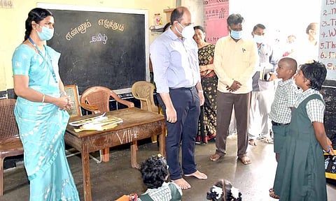 வளர்ச்சி திட்டப்பணிகளை ஆய்வு செய்த கலெக்டர்