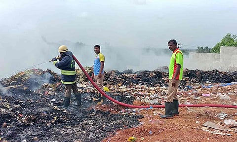 திடீர் புகை மண்டலத்தால் பொதுமக்கள் திணறல்