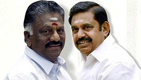 எடப்பாடி பழனிசாமி, ஓ.பன்னீர்செல்வம் தேர்தல் ஆணையத்தில் போட்டி போட்டு மனு