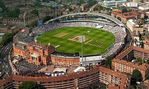 ஓவல் மைதானம்