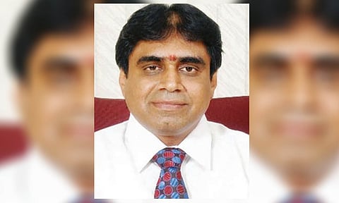 ராஜா சண்முகம். 