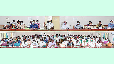 கலெக்டர் மதுசூதன்ரெட்டி தலைமையில் விவசாயிகள் குறைதீர்க்கும் கூட்டம் நடந்தது.