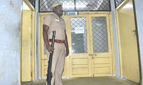 ஈரோடு மாவட்டத்தில் 63,016 பேர் குரூப்-4 தேர்வு எழுதுகிறார்கள்