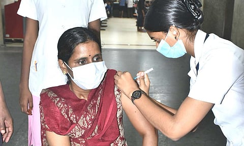 கொரோனா மெகா தடுப்பூசி முகாம் தொடங்கியது