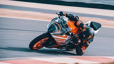 இந்தியாவில் RC சீரிஸ் விலையை திடீரென மாற்றிய கேடிஎம்