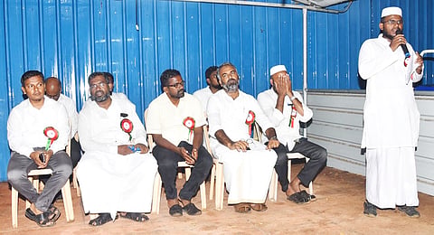மக்கள் சங்கமம் மாநாட்டில் பங்கேற்றவர்கள்.