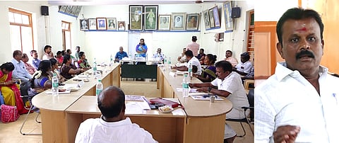 சிங்கம்புணரி ஊராட்சி மன்ற ஒன்றியக்குழு கூட்டம் தலைவர் திவ்யாபிரபு தலைமையில் நடந்தது.