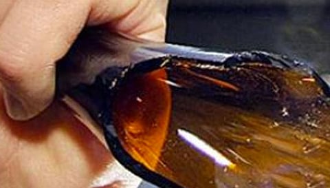 மதுக்கரையில் கல்லூரி மாணவரை பீர்பாட்டிலால் தாக்கிய மர்மநபர்கள்