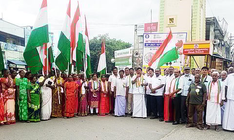 மத்திய அரசை கண்டித்து காங்கிரஸ் ஆர்ப்பாட்டம்