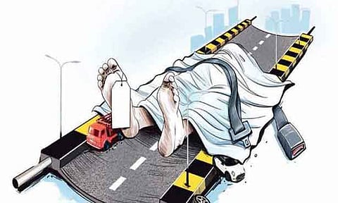 வெள்ளமடம் அருகே கல்லூரி பஸ் மோதி மூதாட்டி பலி