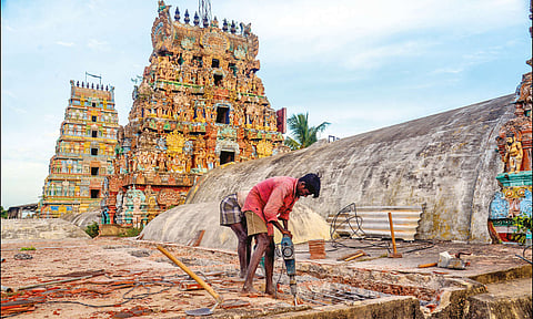 17 ஆண்டுகளுக்கு பிறகு புன்னைநல்லூர் மாரியம்மன் கோவிலில் குடமுழுக்கு திருப்பணி