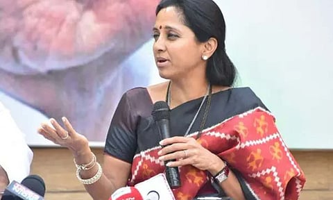 மந்திரி சபையில் பெண்களுக்கு இடமில்லாதது அதிர்ச்சி அளிக்கிறது: சுப்ரியா சுலே கண்டனம்