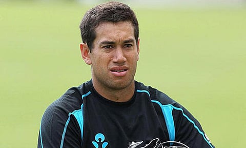 சொந்த அணிக்குள் நிறவெறி கொடுமை- நியூசிலாந்து ஜாம்பவானுக்கே இந்த நிலைமை