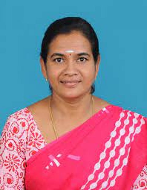 சாக்கடை கழிவு நீருடன் கான்கிரீட் கலவை