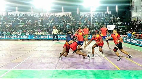 கபடி போட்டி நடந்தபோது எடுத்த படம்.